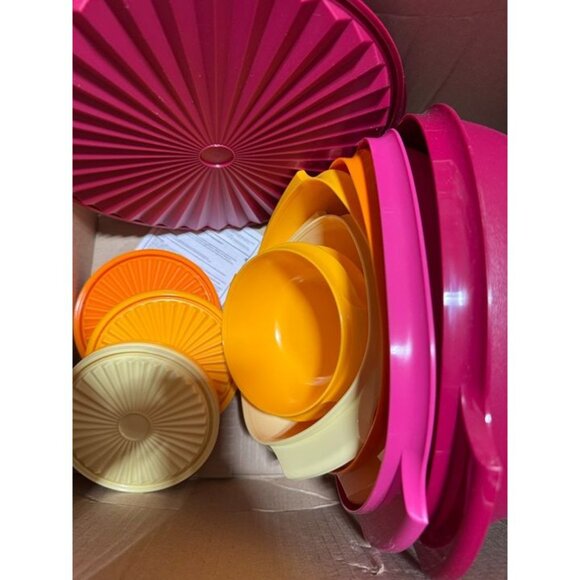 Tupperware Heritage Collection 32-Piece Food Storage Container Set - Picture 5 of 5